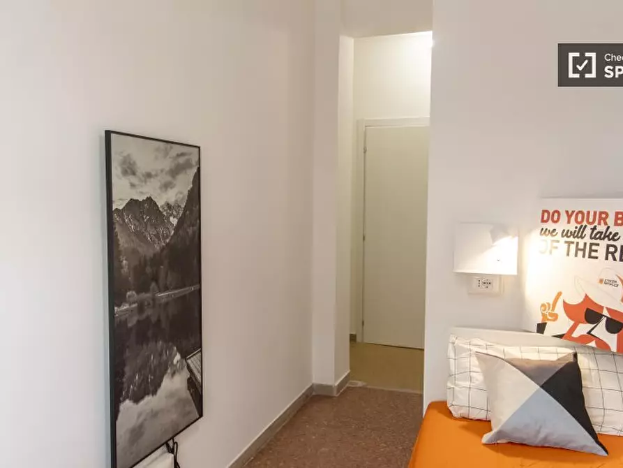 Immagine 3 di Camera condivisa in affitto  in Lungotevere di Pietra Papa a Roma