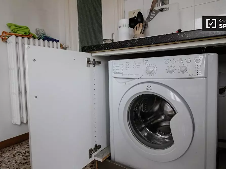 Immagine 9 di Camera condivisa in affitto  in Corso S. Maurizio a Torino