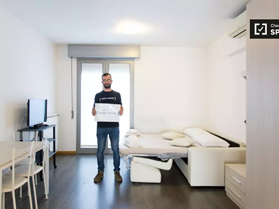 Immagine 6 di Ufficio in affitto  in Via Privata Leonardo Bruni, 20158 Milano MI, Italy a Milano