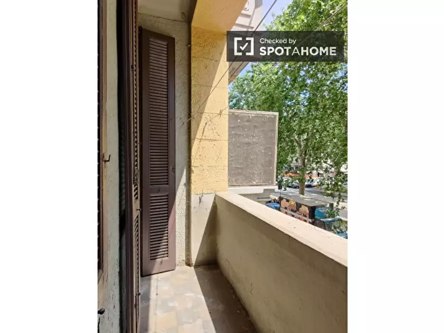 Immagine 13 di Appartamento in affitto  in Viale Romagna a Milano