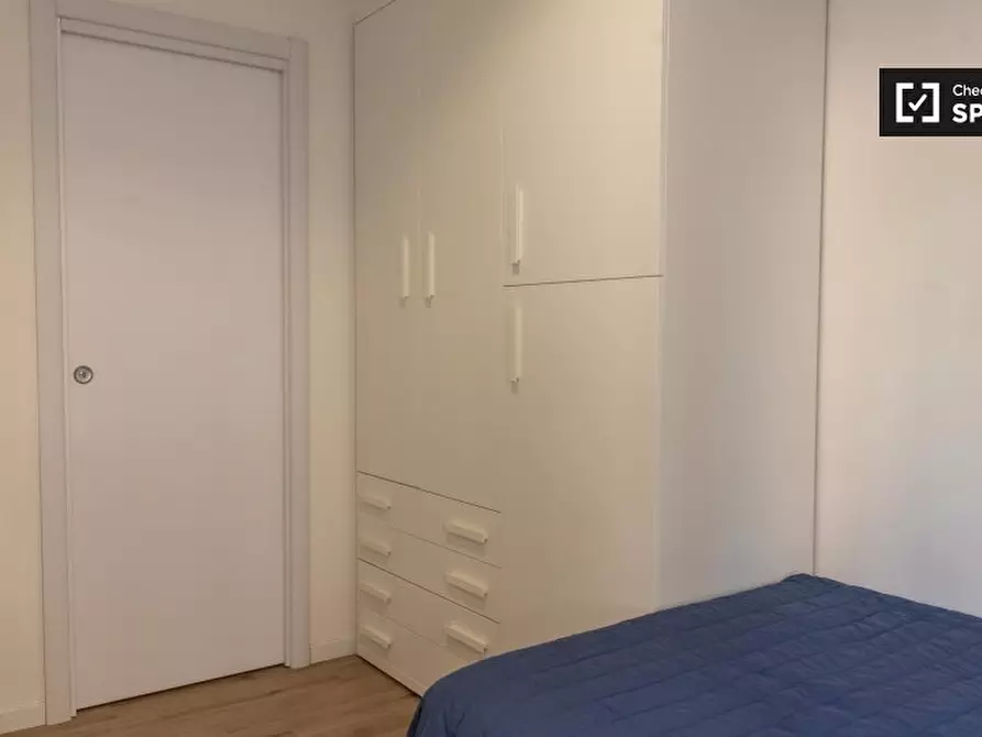 Immagine 3 di Camera condivisa in affitto  in Largo Ettore Marchiafava a Roma