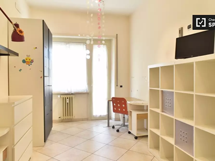 Immagine 4 di Camera condivisa in affitto  in Viale Somalia a Roma