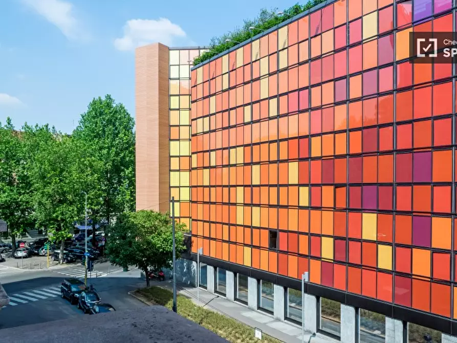 Immagine 7 di Camera condivisa in affitto  in Viale Edoardo Jenner a Milano