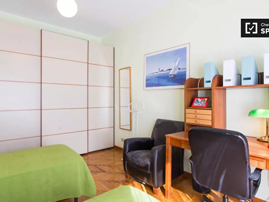 Immagine 5 di Camera condivisa in affitto  in Via Bari, 20143 Milano MI, Italy a Milano