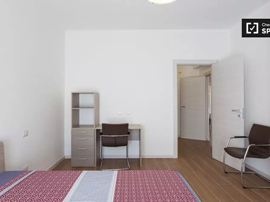 Immagine 3 di Camera condivisa in affitto  in Via delle Genziane a Milano