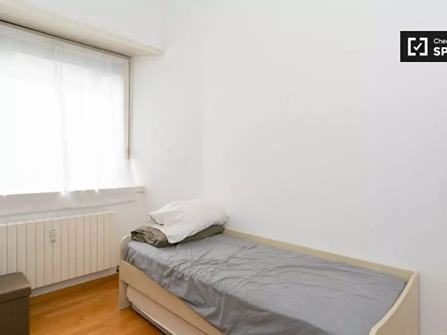 Immagine 3 di Camera condivisa in affitto  in Corso di Porta Romana, 20122 Milano MI, Italy a Milano