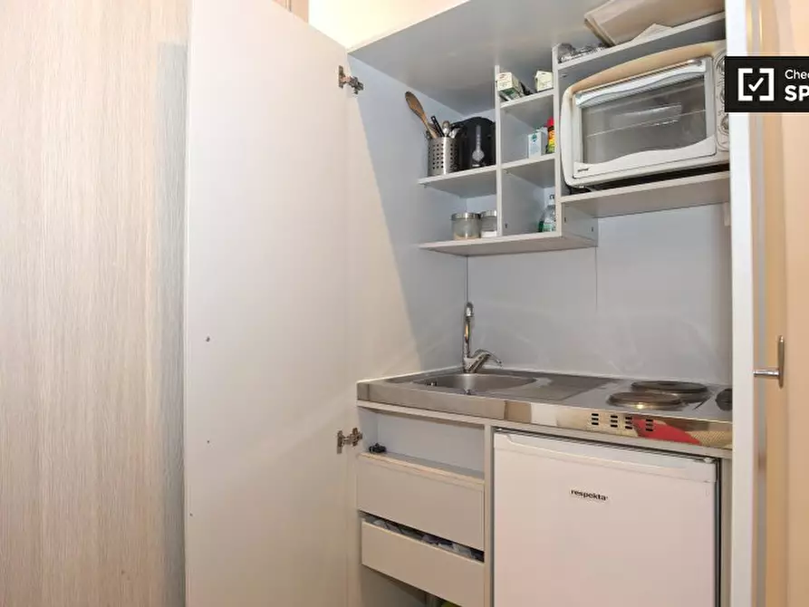 Immagine 5 di Appartamento in affitto  in Via Appia Nuova a Roma