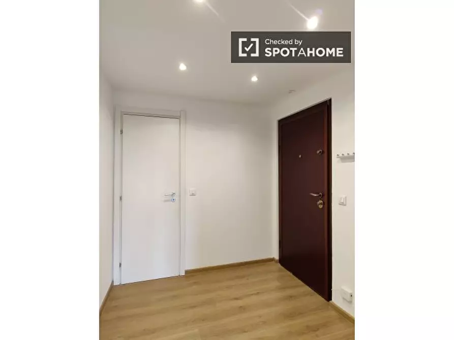 Immagine 14 di Camera condivisa in affitto  in Via Enrico de Nicola a Milano