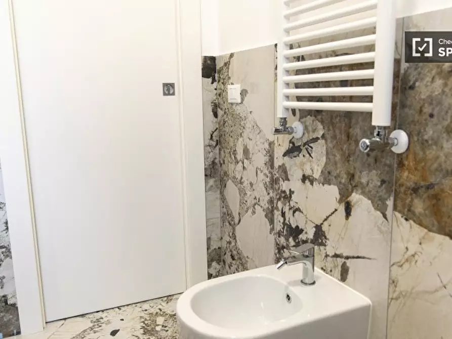 Immagine 12 di Camera condivisa in affitto  in Via Barbiellini Amidei Bernardo a Roma