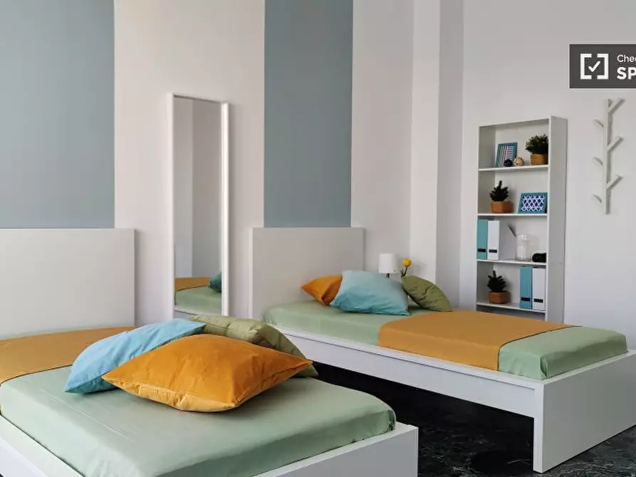 Immagine 19 di Camera condivisa in affitto  in Via Caduti Sul Lavoro a Sesto San Giovanni