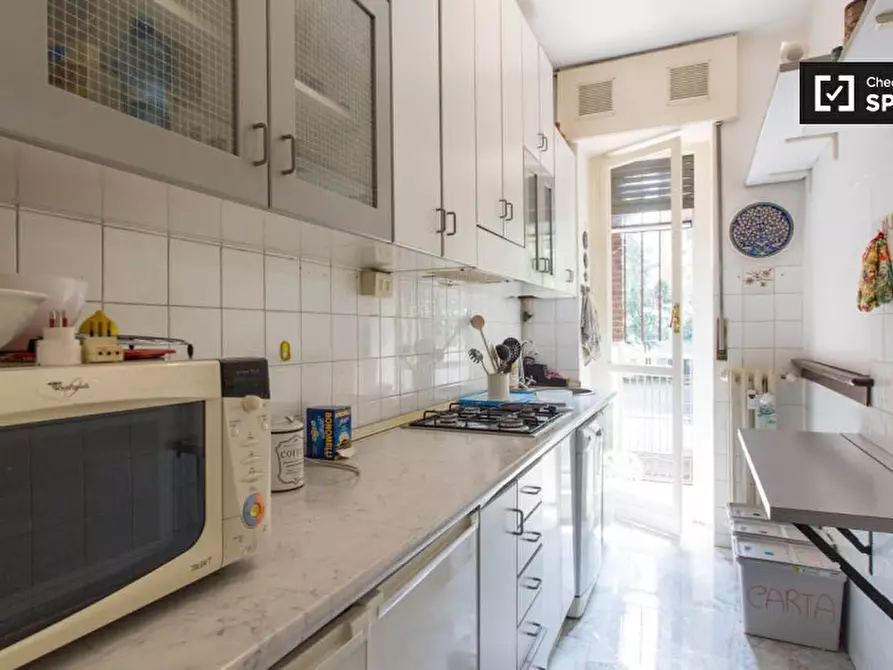 Immagine 6 di Camera condivisa in affitto  in Via Carnia a Milano