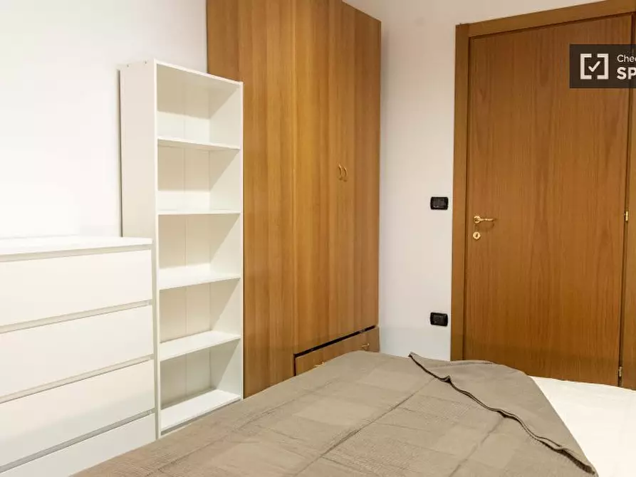 Immagine 4 di Camera condivisa in affitto  in Via di Villa Severini a Roma