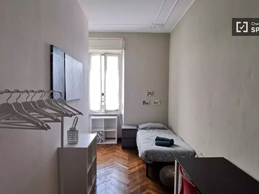 Immagine 16 di Camera condivisa in affitto  in Piazza Tancredi Galimberti a Torino