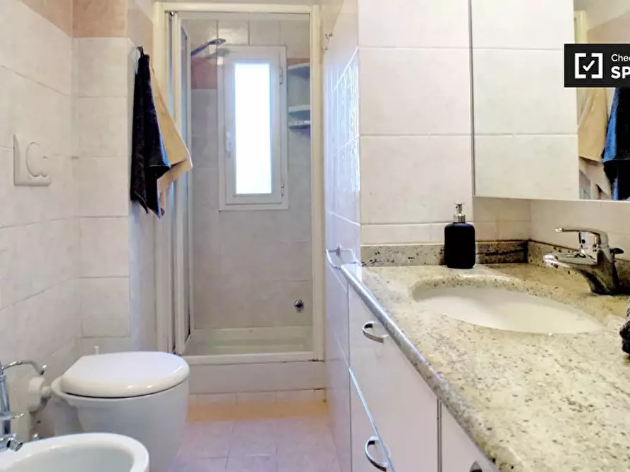 Immagine 9 di Camera condivisa in affitto  in Viale Bligny a Milano