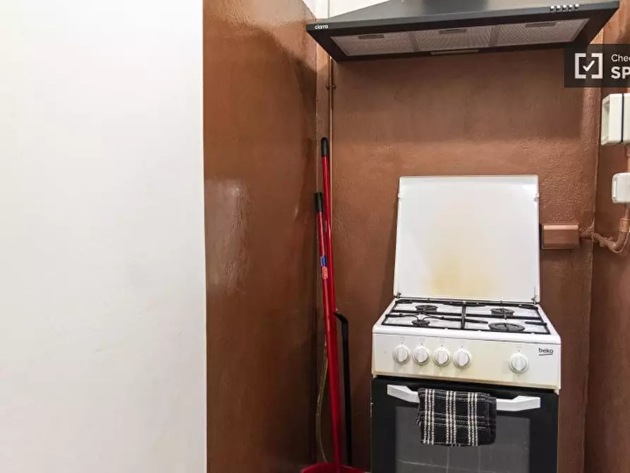 Immagine 14 di Ufficio in affitto  in Via Napoleone III a Roma