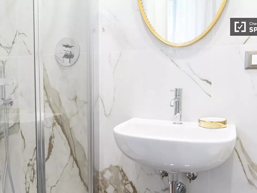 Immagine 7 di Camera condivisa in affitto  in Viale dei Quattro Venti a Roma