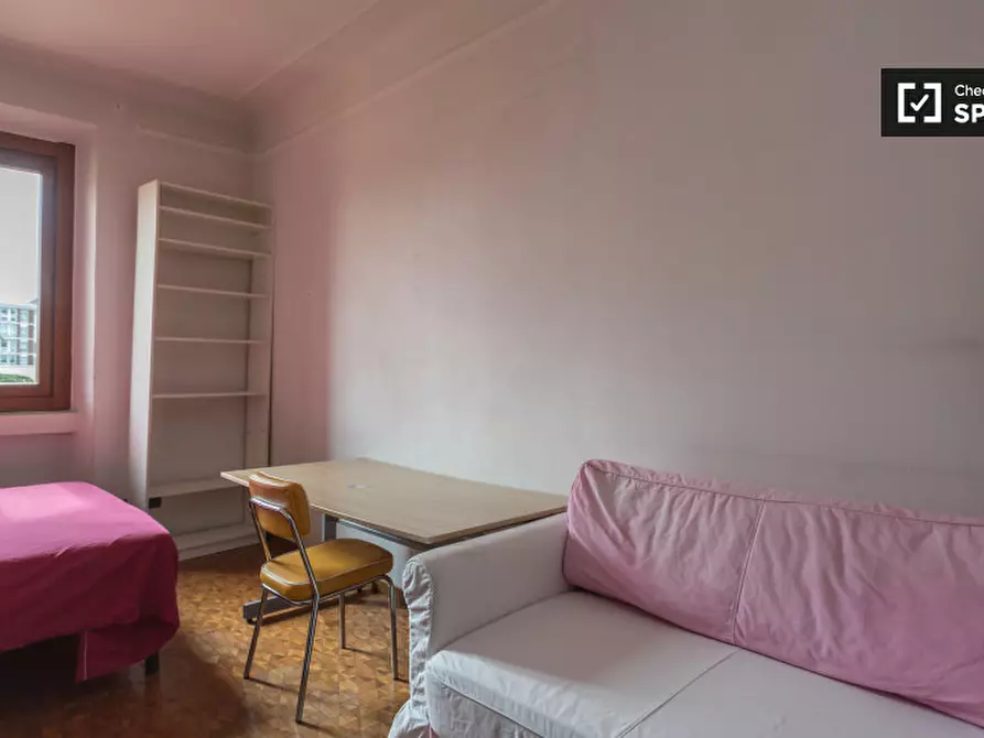 Immagine 9 di Camera condivisa in affitto  in Via Giovita Scalvini a Milano