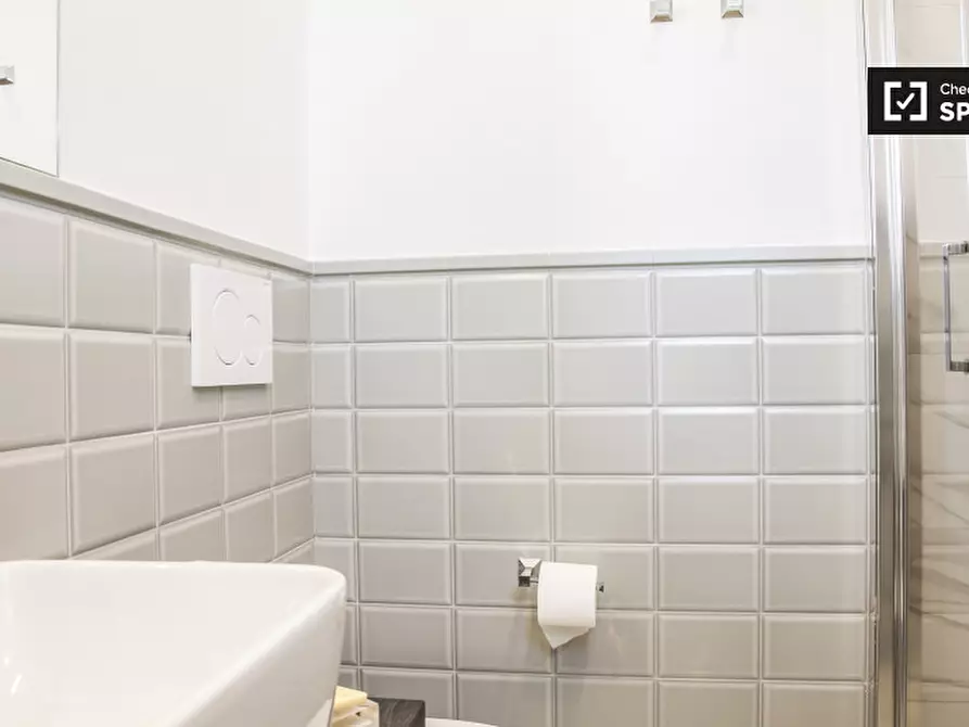 Immagine 5 di Camera condivisa in affitto  in Piazza Pio XI a Roma