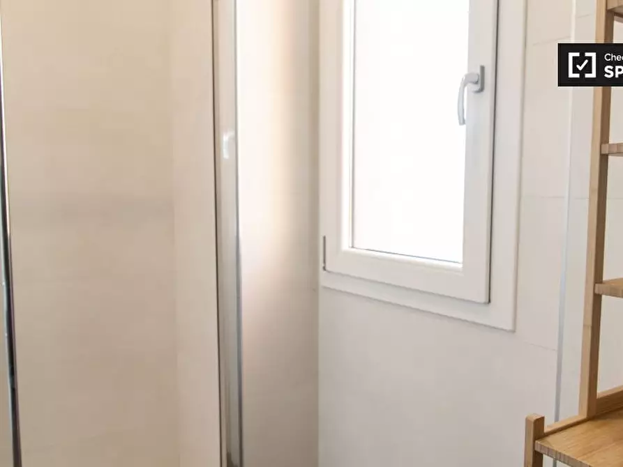 Immagine 10 di Appartamento in affitto  in Via della Marranella a Roma