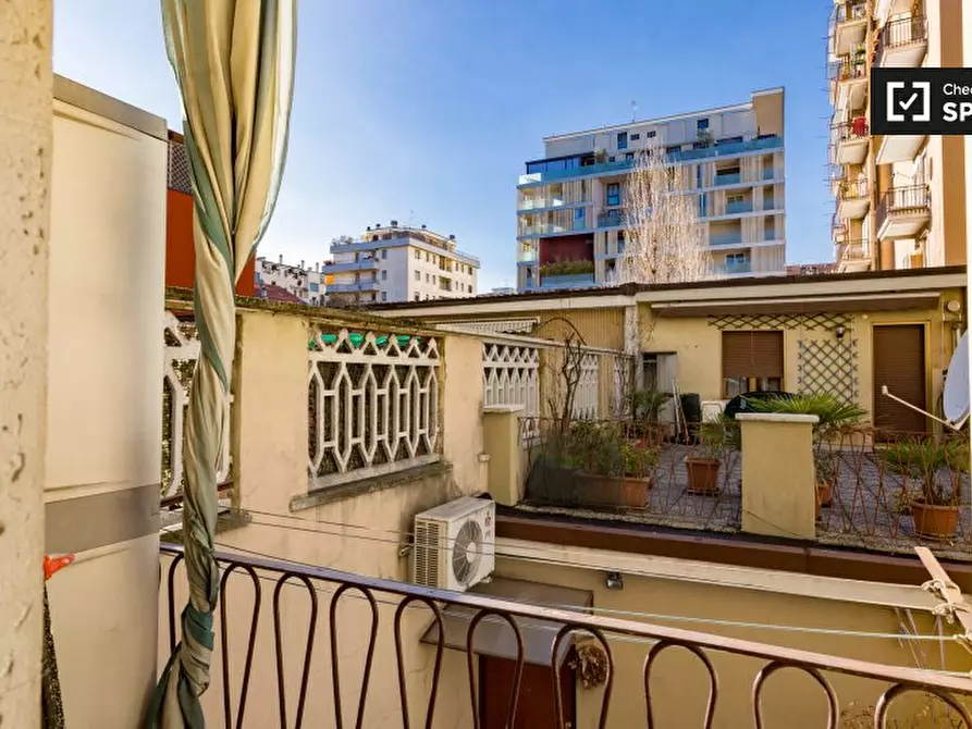 Immagine 6 di Appartamento in affitto  in Via Negroli a Milano