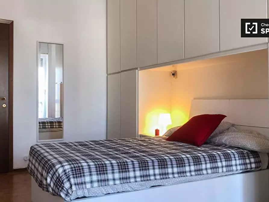 Immagine 2 di Camera condivisa in affitto  in Piazzale Lugano a Milano