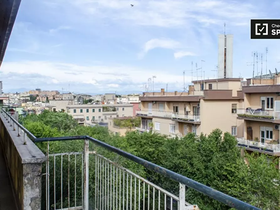 Immagine 7 di Camera condivisa in affitto  in Via Ozanam a Roma