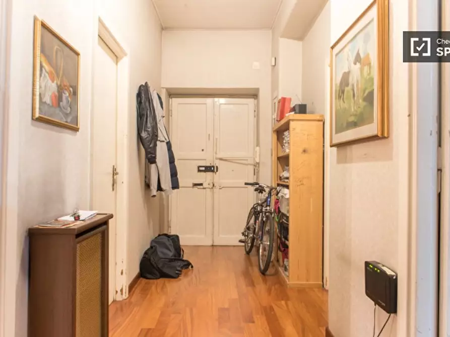 Immagine 11 di Camera condivisa in affitto  in Via Satrico a Roma