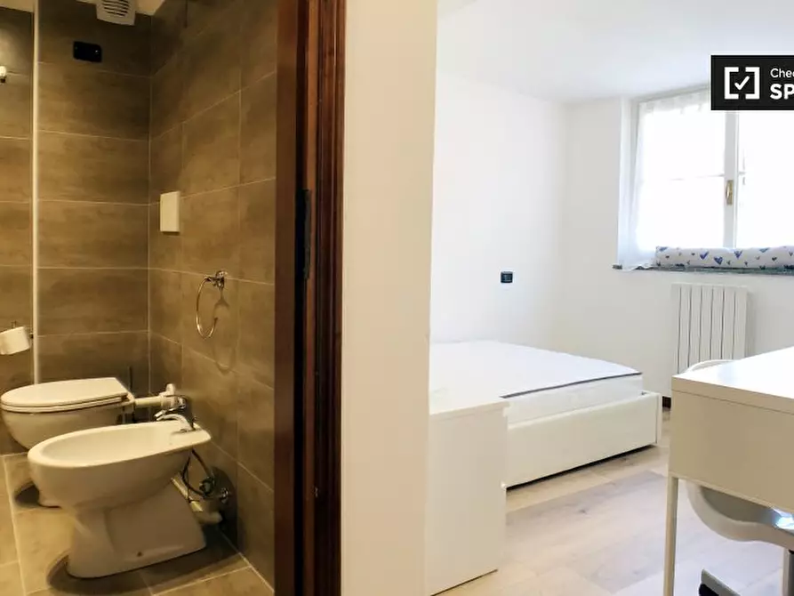 Immagine 5 di Camera condivisa in affitto  in Via Santa Maria Podone, 20123 Milano MI, Italy a Milano