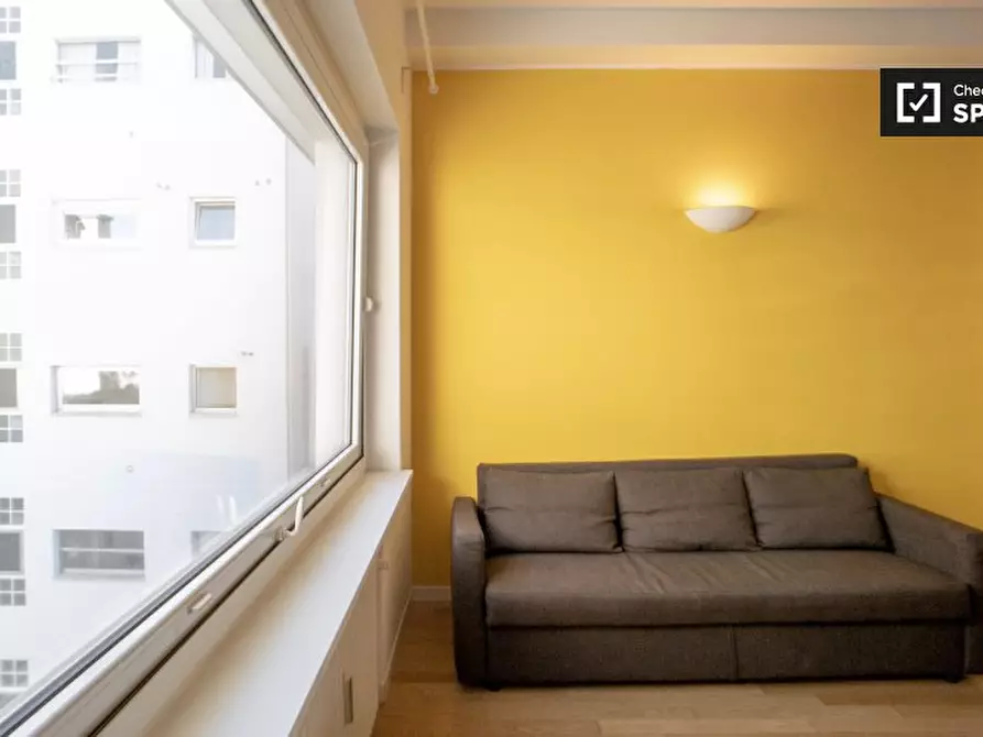 Immagine 3 di Appartamento in affitto  in Via Montebello, 20121 Milano MI, Italy a Milano