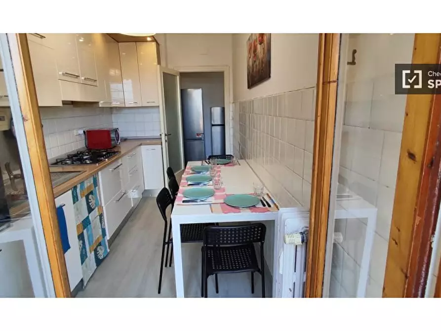 Immagine 11 di Camera condivisa in affitto  in Viale Fratelli Rosselli a Firenze