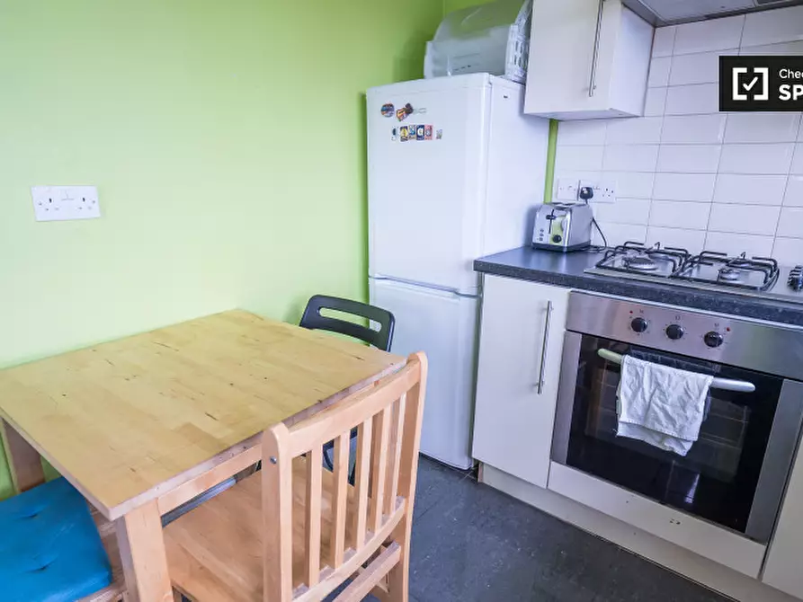 Immagine 14 di Camera condivisa in affitto  in Bethnal Green Road a Poplar