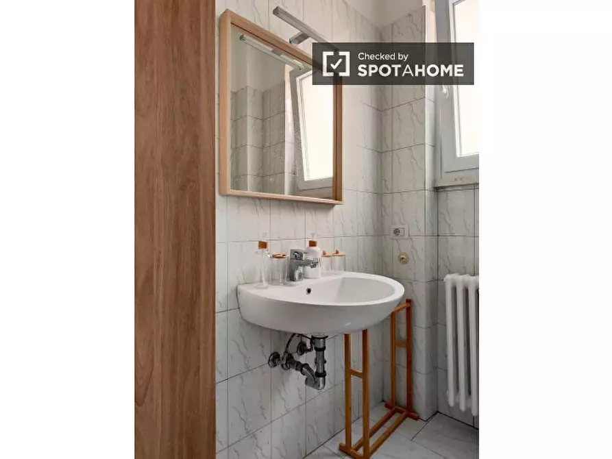 Immagine 7 di Appartamento in affitto  in Via degli Imbriani a Milano