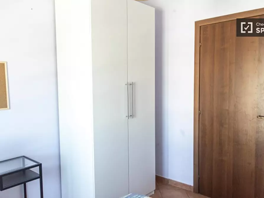 Immagine 4 di Camera condivisa in affitto  in Via Padre Semeria a Roma