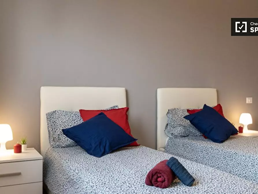 Immagine 3 di Camera condivisa in affitto  in Via Saverio Altamura a Milano