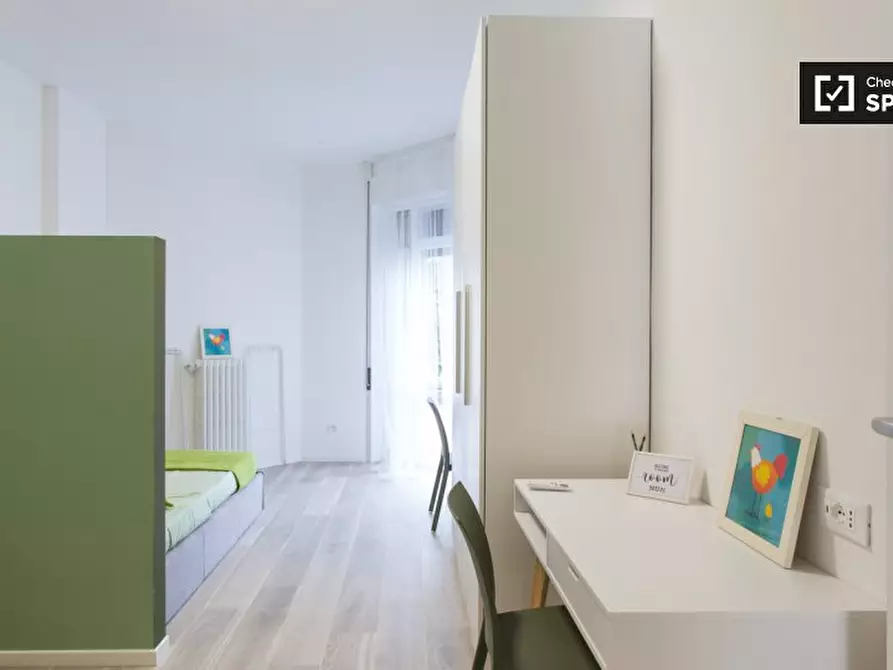 Immagine 4 di Camera condivisa in affitto  in Piazzale Siena a Milano