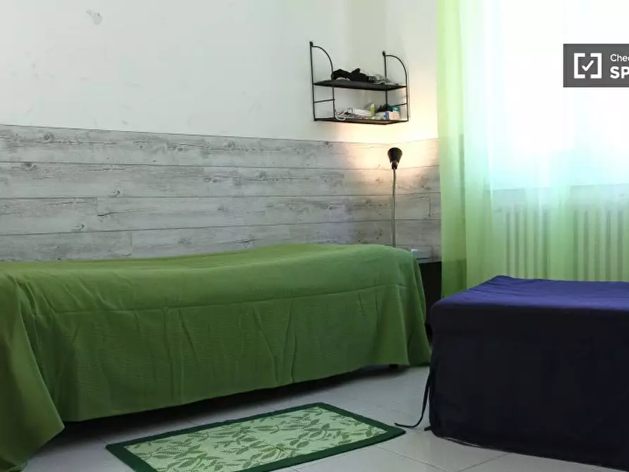 Immagine 2 di Camera condivisa in affitto  in via Luigi Cesana a Roma