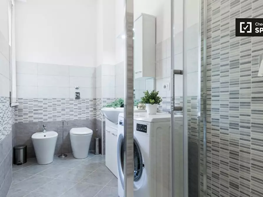 Immagine 12 di Camera condivisa in affitto  in Via Maniago a Milano