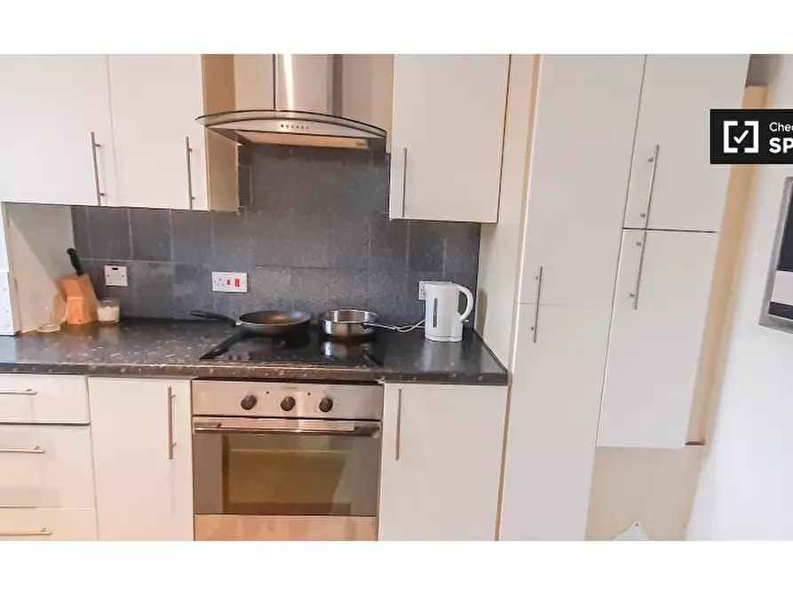 Immagine 9 di Appartamento in affitto  in Goldfinch Rd a Eltham