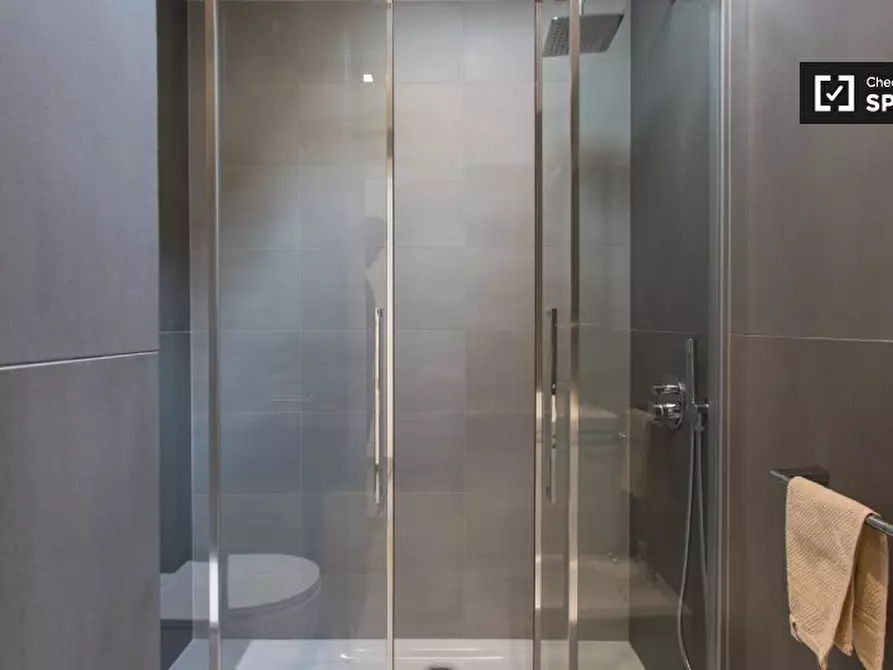 Immagine 16 di Camera condivisa in affitto  in Viale Bligny a Milano