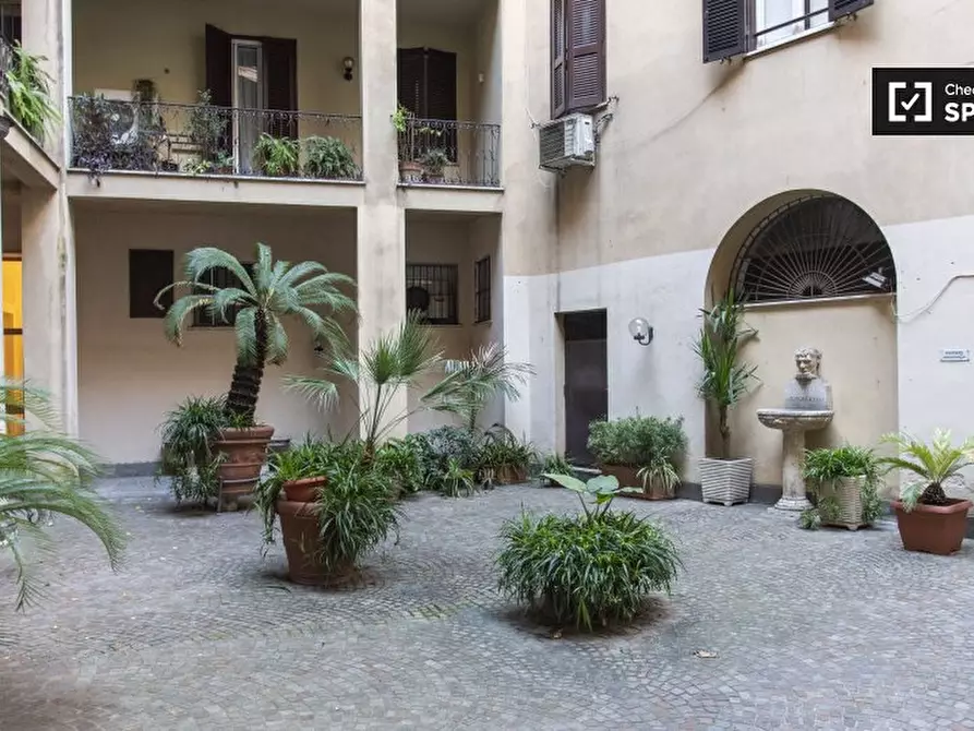 Immagine 16 di Camera condivisa in affitto  in Via Nomentana a Roma