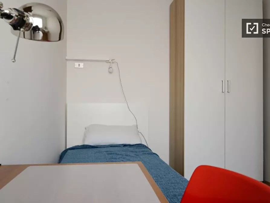 Immagine 15 di Camera condivisa in affitto  in Via dell'Innovazione a Milano