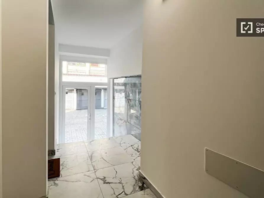 Immagine 11 di Ufficio in affitto  in Via Cinque Maggio a Milano
