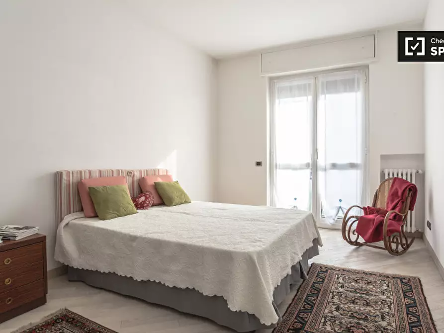 Immagine 2 di Camera condivisa in affitto  in Via Giancarlo Sismondi a Milano