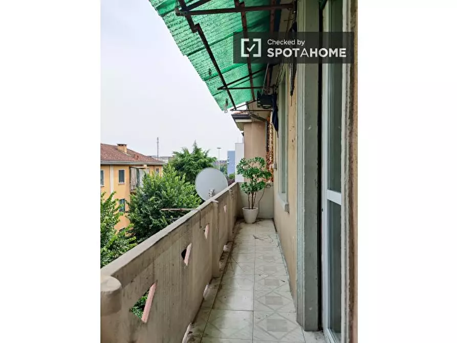 Immagine 5 di Appartamento in affitto  in Via Ovada a Milano