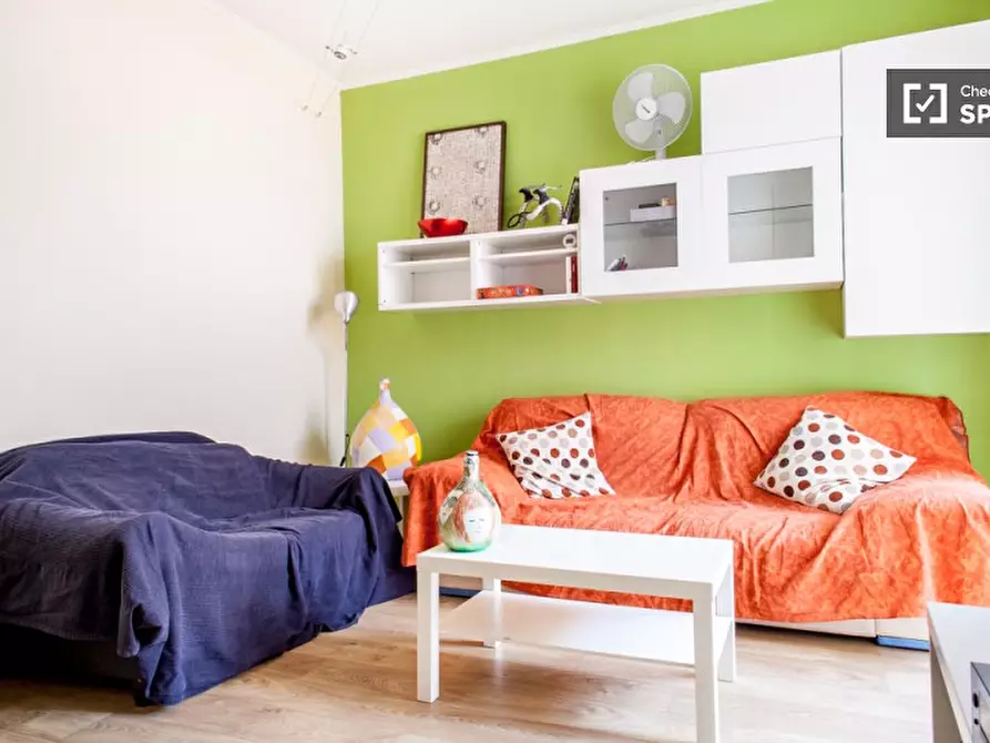 Immagine 5 di Camera condivisa in affitto  in Via Sagunto a Roma