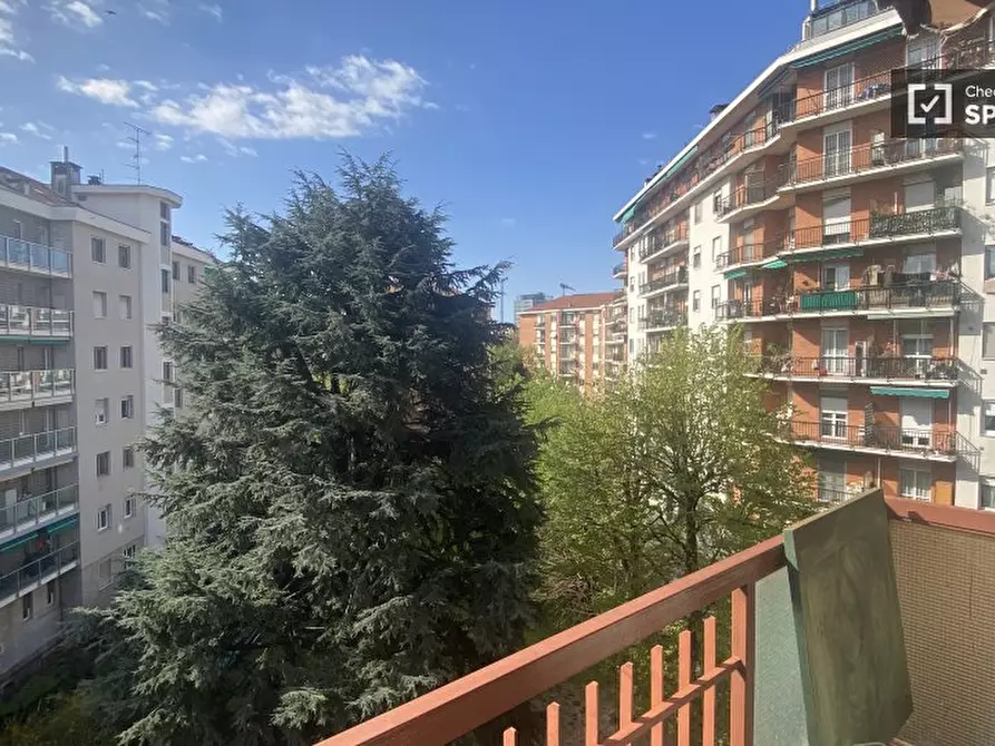 Immagine 9 di Camera condivisa in affitto  in Via Zurigo a Milano
