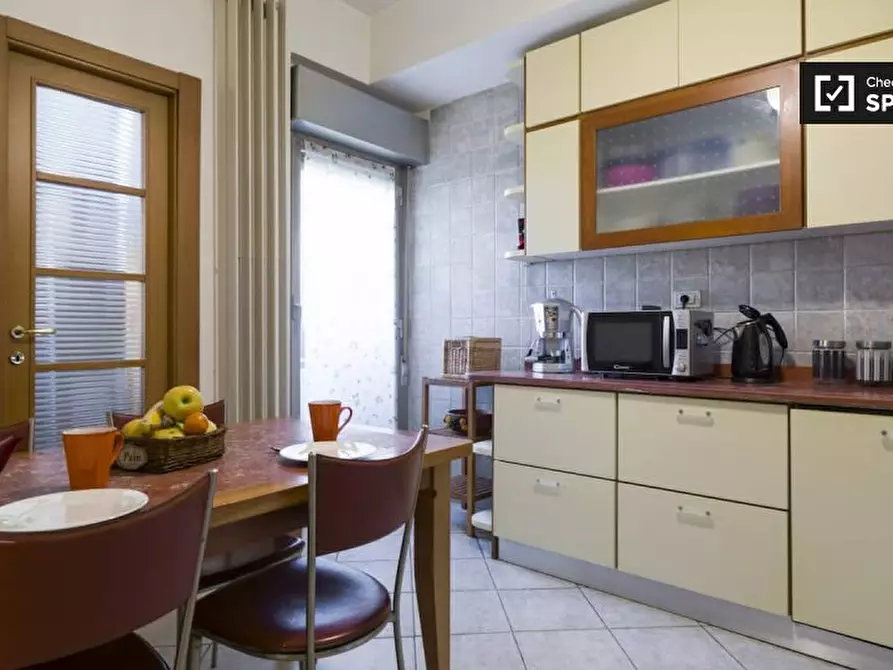 Immagine 10 di Appartamento in affitto  in Via Eugenio Montale a Milano