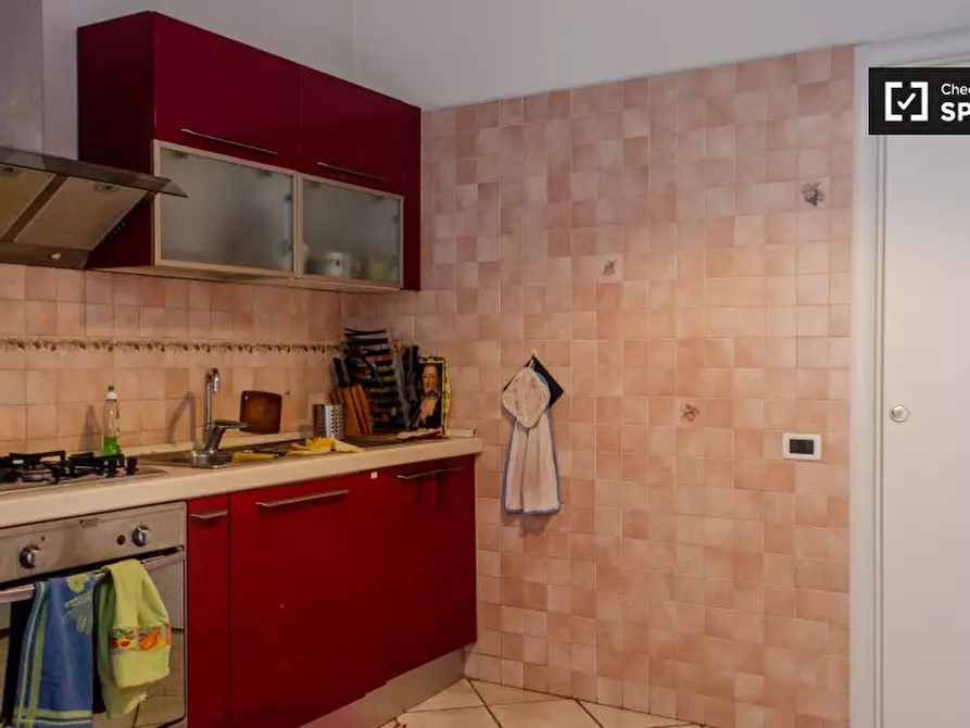 Immagine 11 di Camera condivisa in affitto  in Via Francesco De Vico, 00142 Roma RM, Italy a Roma