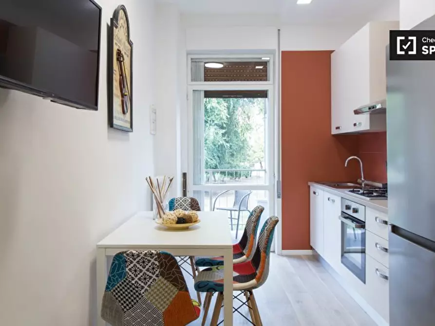 Immagine 10 di Camera condivisa in affitto  in Piazzale Siena a Milano