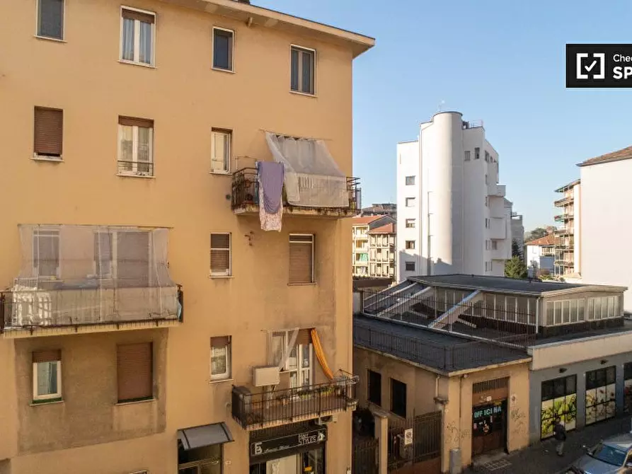 Immagine 5 di Camera condivisa in affitto  in Via S. Giovanna D'Arco a Sesto San Giovanni